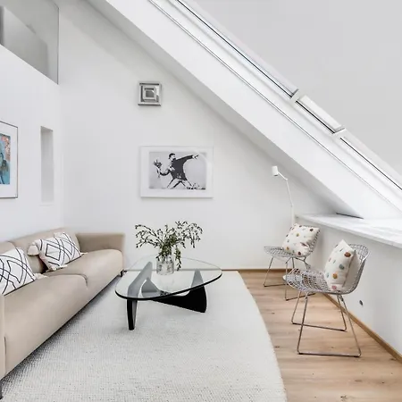 Wehost 3-storey Bright Loft 6-guest Near Centrum * Helsinki