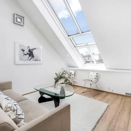 Wehost 3-storey Bright Loft 6-guest Near Centrum * Helsinki