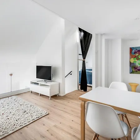 Wehost 3-storey Bright Loft 6-guest Near Centrum Apartment Helsinki