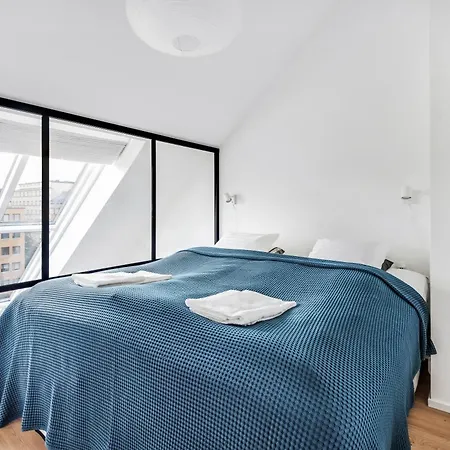 Wehost 3-storey Bright Loft 6-guest Near Centrum Apartment
